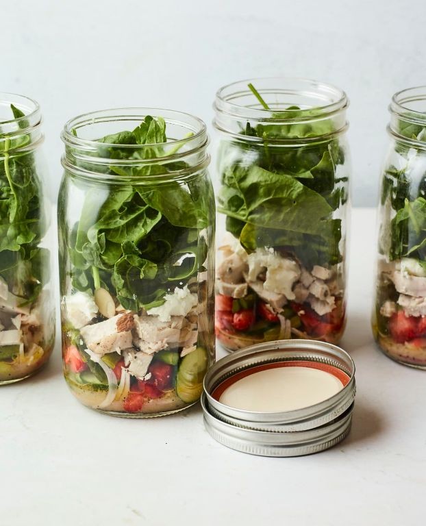 Spinach and Strawberry Mason Jar Salad