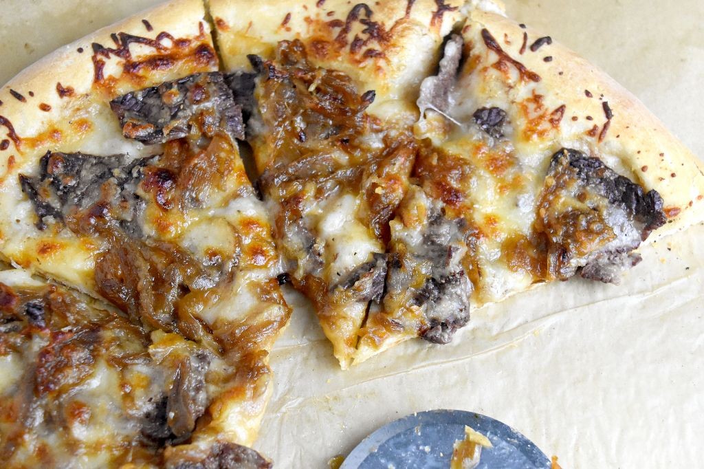 Steak and Caramelized Onion Pizza