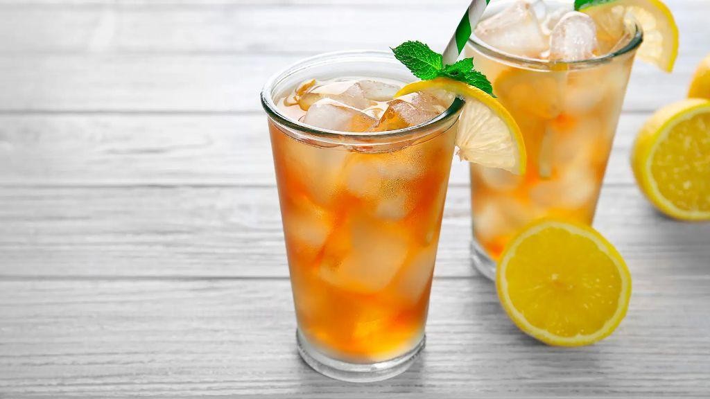 Stevia-infused iced tea