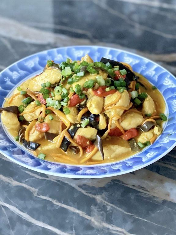 Stir-Fried Cordyceps with Garlic and Greens