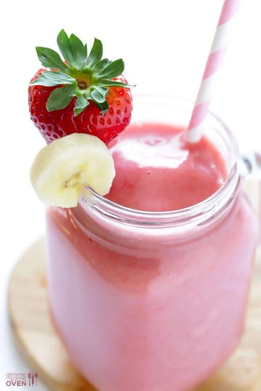 Strawberry Banana Smoothie with Frozen Fruit