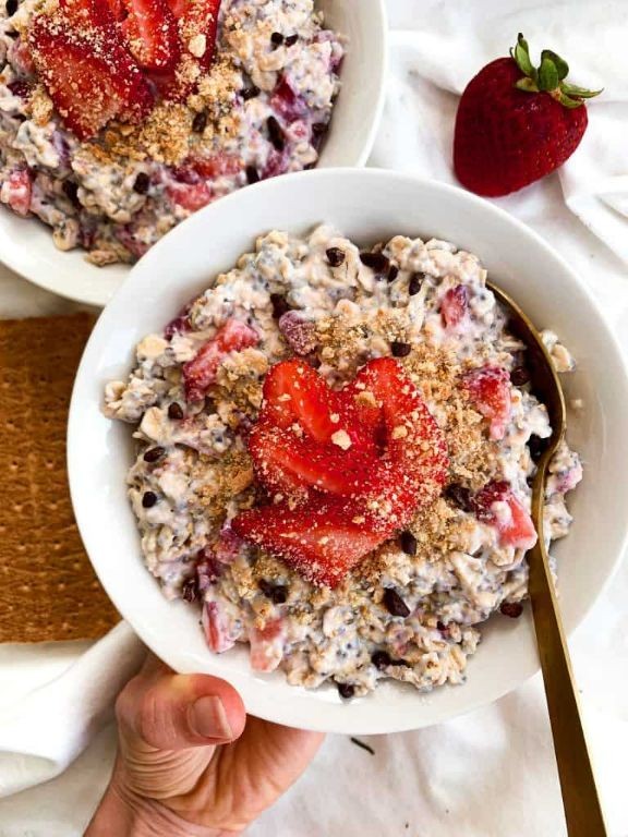 Strawberry Cheesecake Protein Oatmeal
