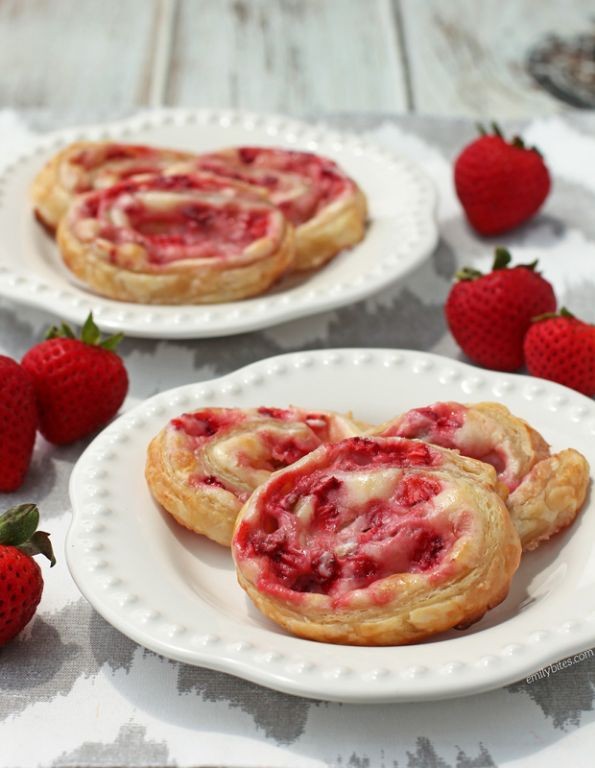 Strawberry Cream Cheese Pinwheels
