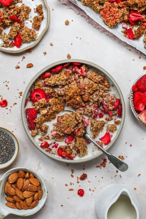 Strawberry Granola with Almond Slivers