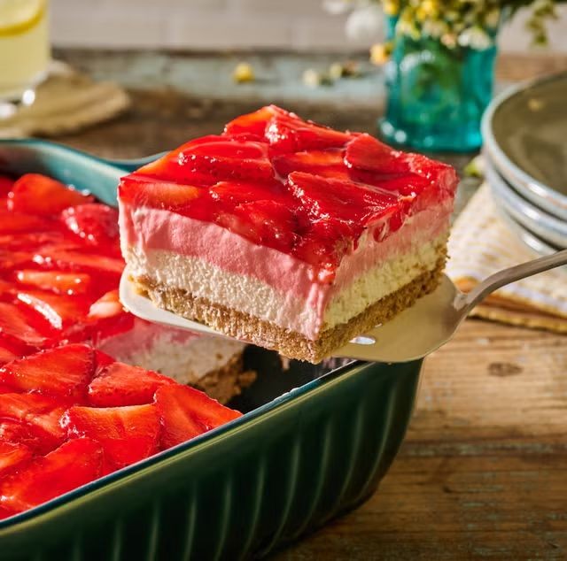Strawberry Jello Cream Cheese Delight