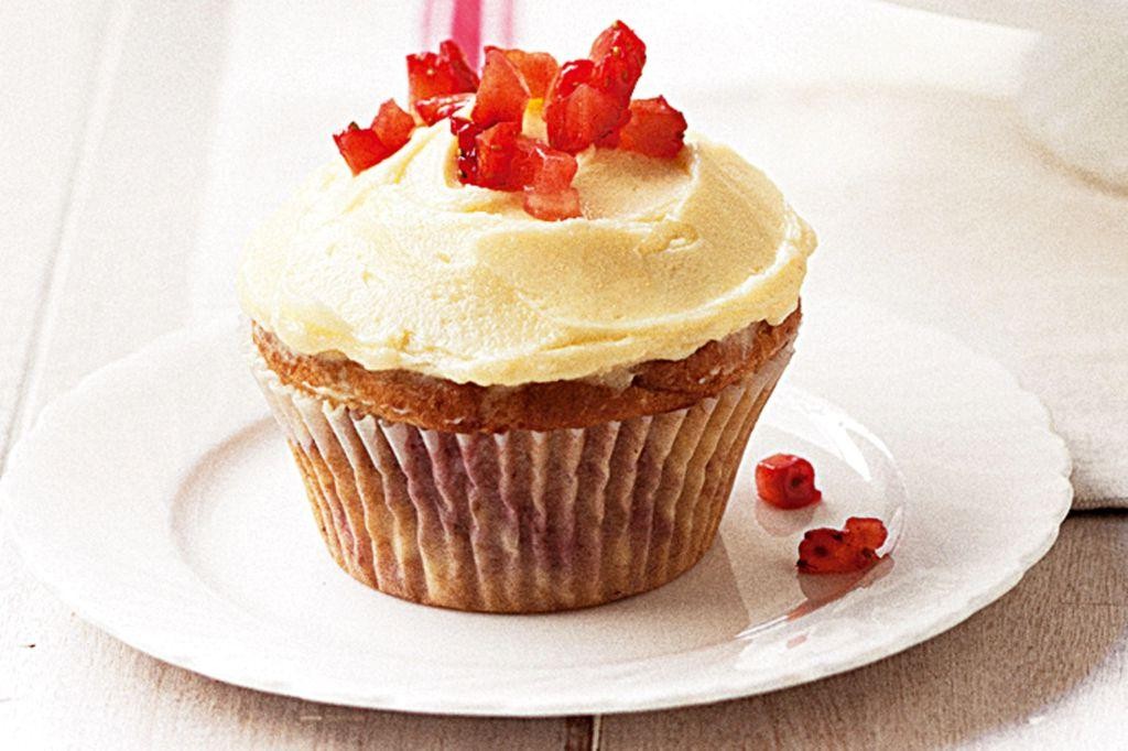 Strawberry Swirl Cupcakes