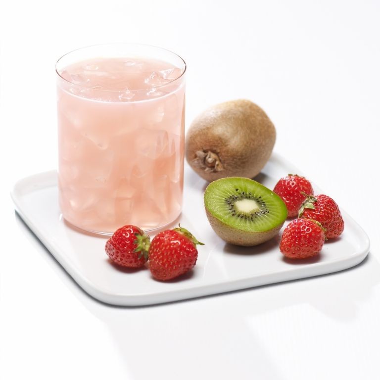 Strawberry-Kiwi Collagen-Boosting Juice