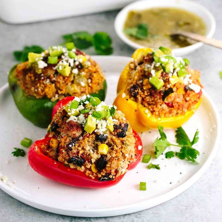 Stuffed Bell Peppers with Lean Turkey and Quinoa