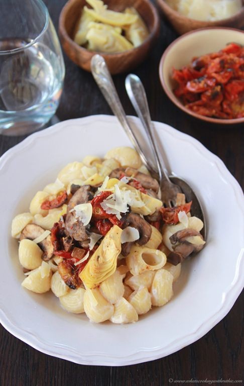 Sun-Dried Tomato and Artichoke Bertolli Alfredo Pasta
