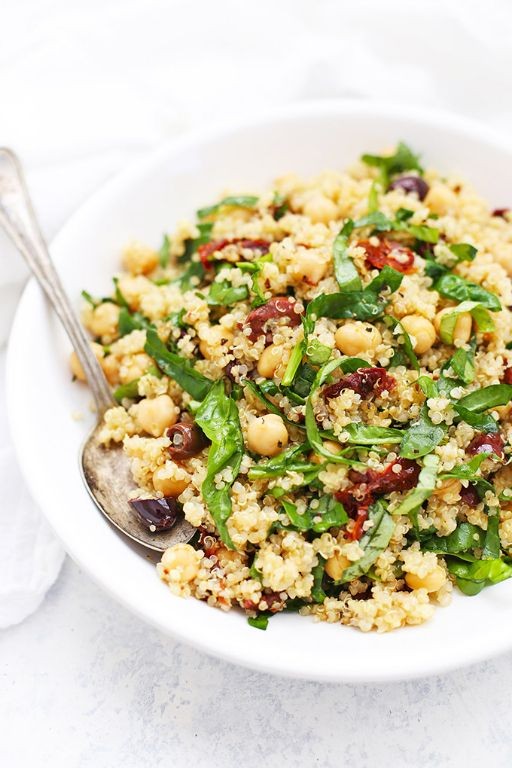 Sun-Dried Tomato and Basil Quinoa Pilaf
