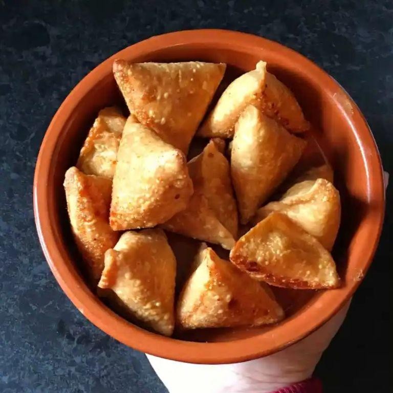 Sweet Mango and Coconut Samosas