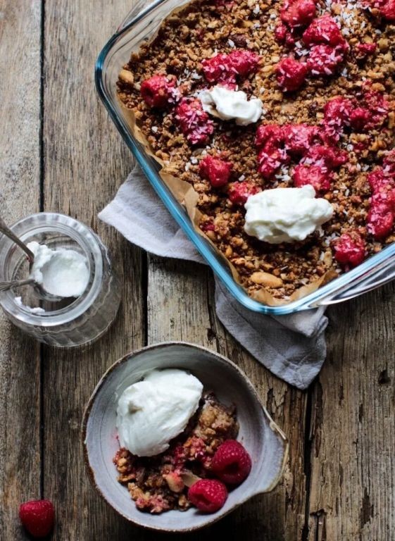 Sweet Plantain and Berry Crumble