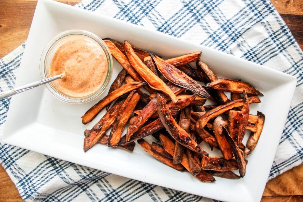 Sweet Potato Wedges with Chipotle Aioli