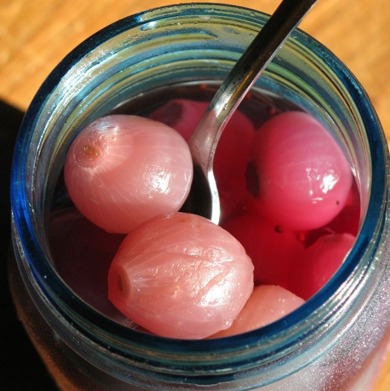 Sweet and Sour Pickled Pearl Onions