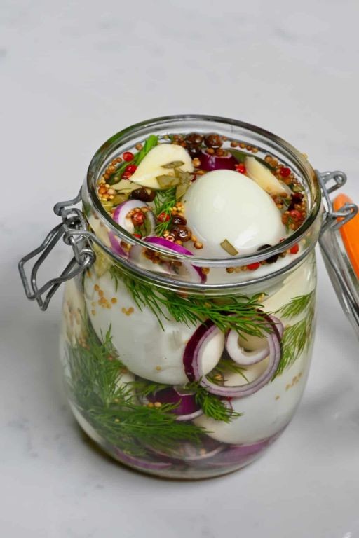 Sweet and Tangy Pickled Quail Eggs