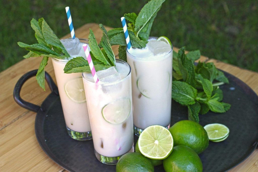 Swig-Style Coconut Lime Cooler