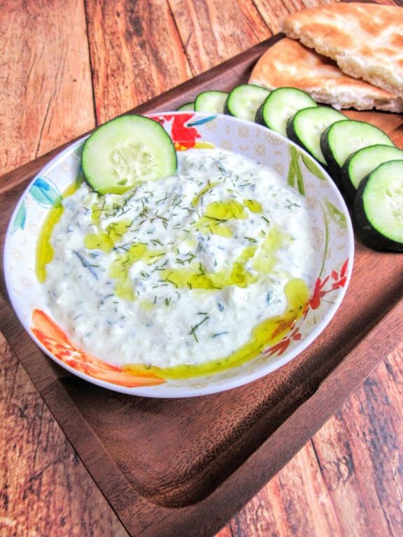 Tangy Greek Tzatziki Sauce