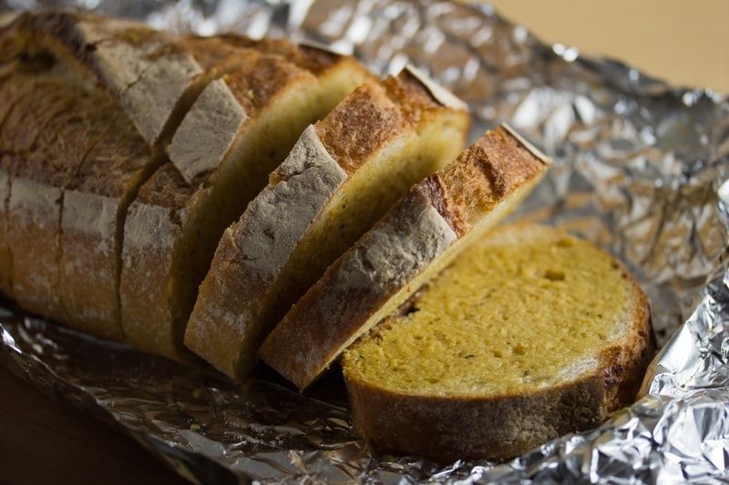 Tarragon and Garlic Butter Bread