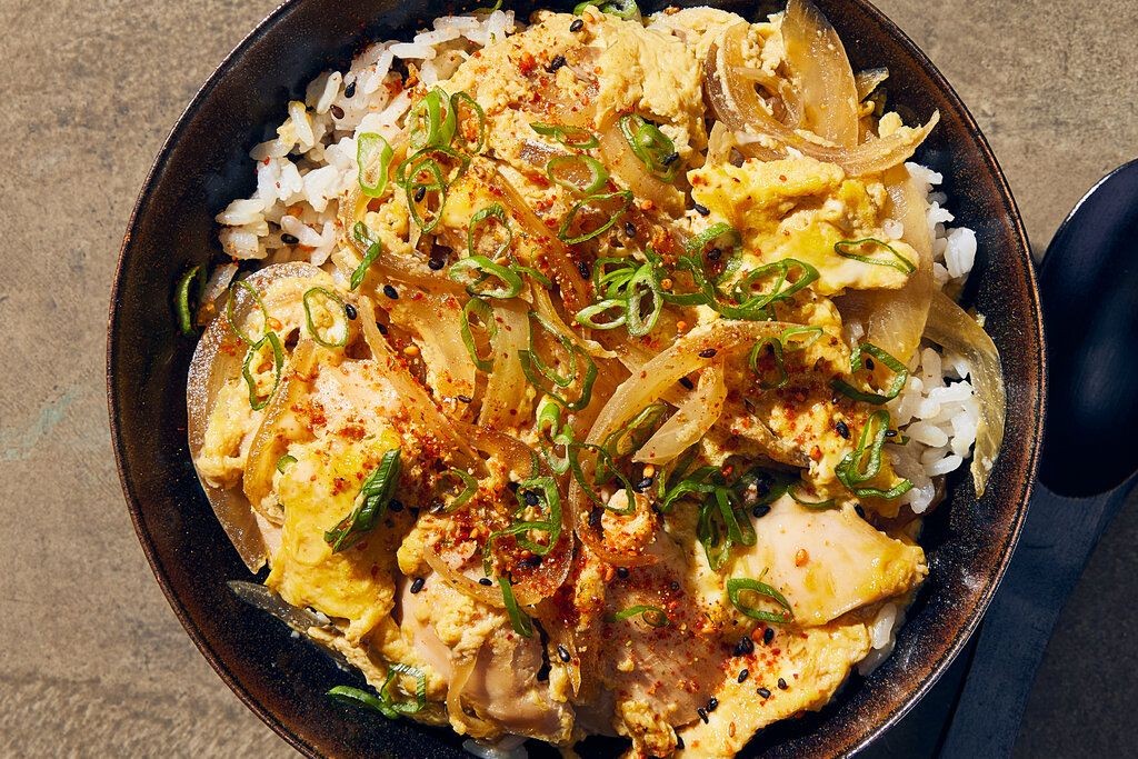 Teriyaki Oyakodon with Sesame Seeds