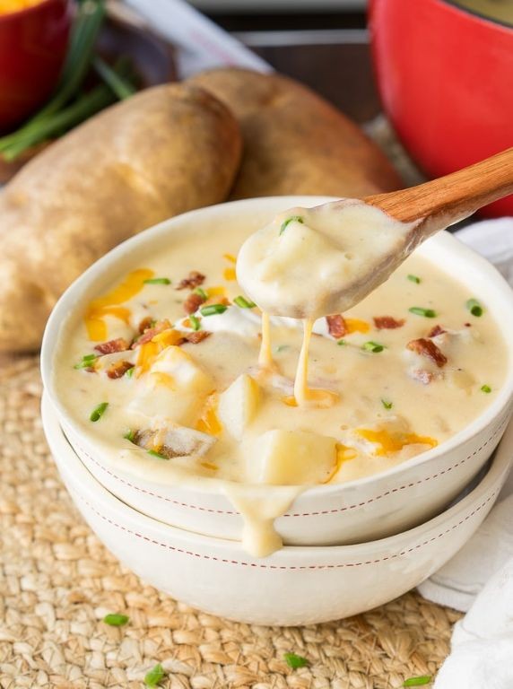 Texas Roadhouse Baked Potato Soup Copycat