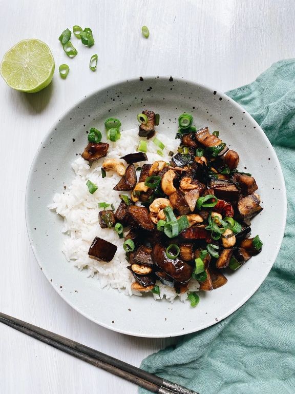 Thai Eggplant and Cashew Nut Stir-Fry