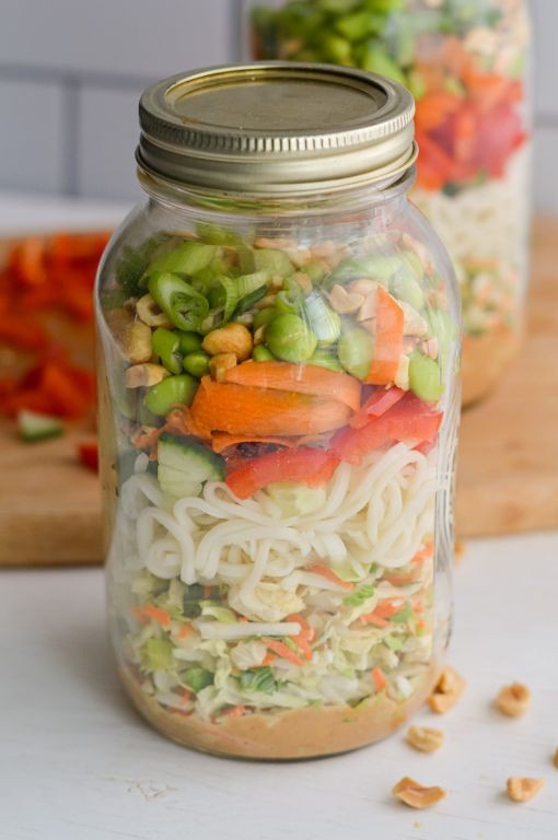 Thai Peanut Mason Jar Salad with Crunchy Veggies
