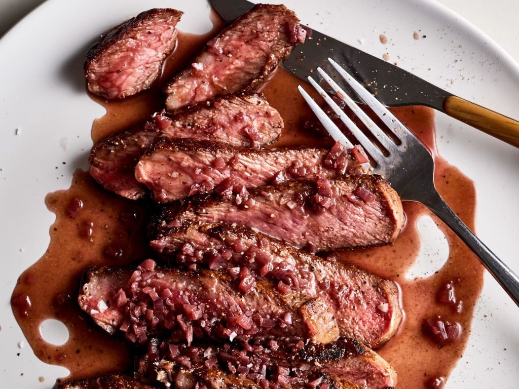 Thin Sirloin Steak with Red Wine Reduction