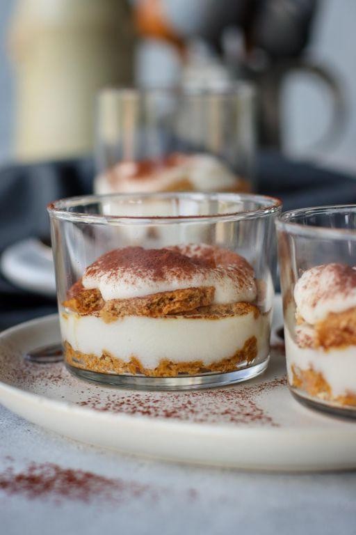 Tiramisu-Inspired Vanilla Pudding