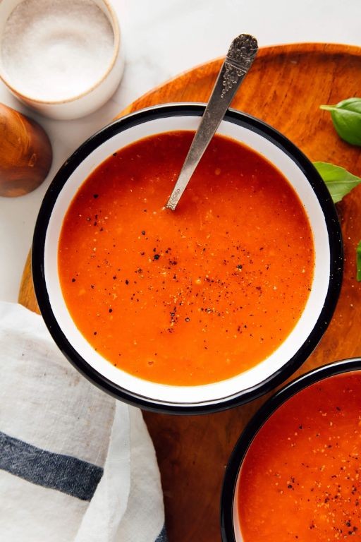 Tomato Soup with Roasted Red Peppers
