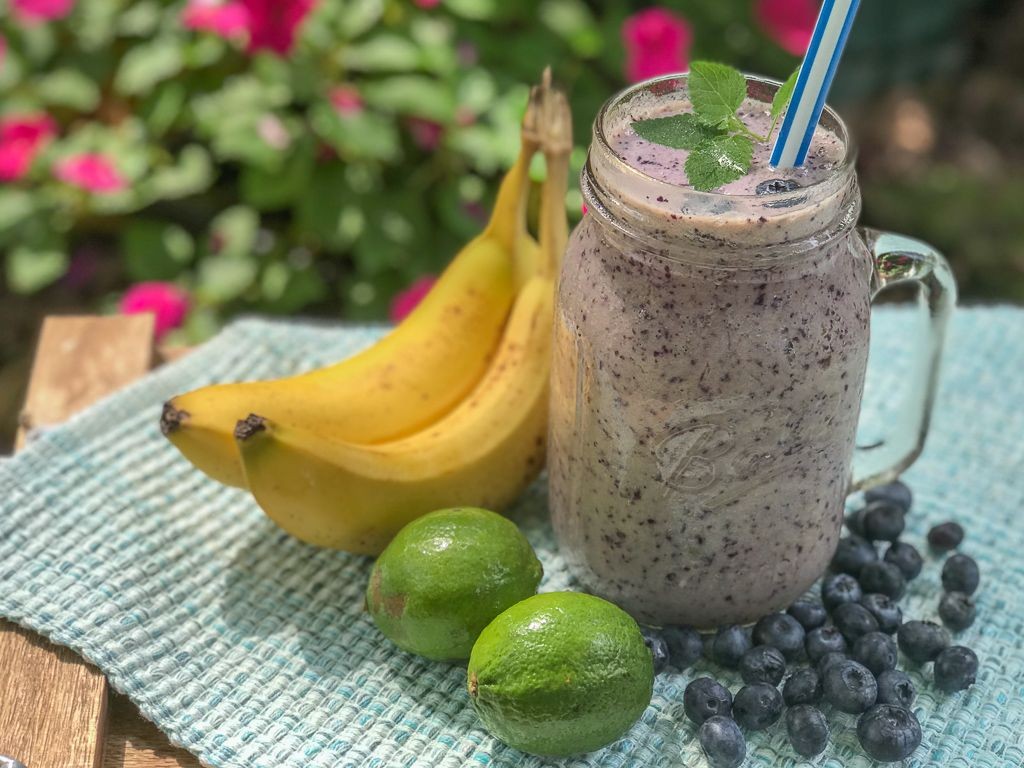 Tropical Blueberry Banana Smoothie