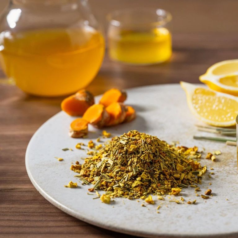 Turmeric Ginger Green Tea Detox Blend