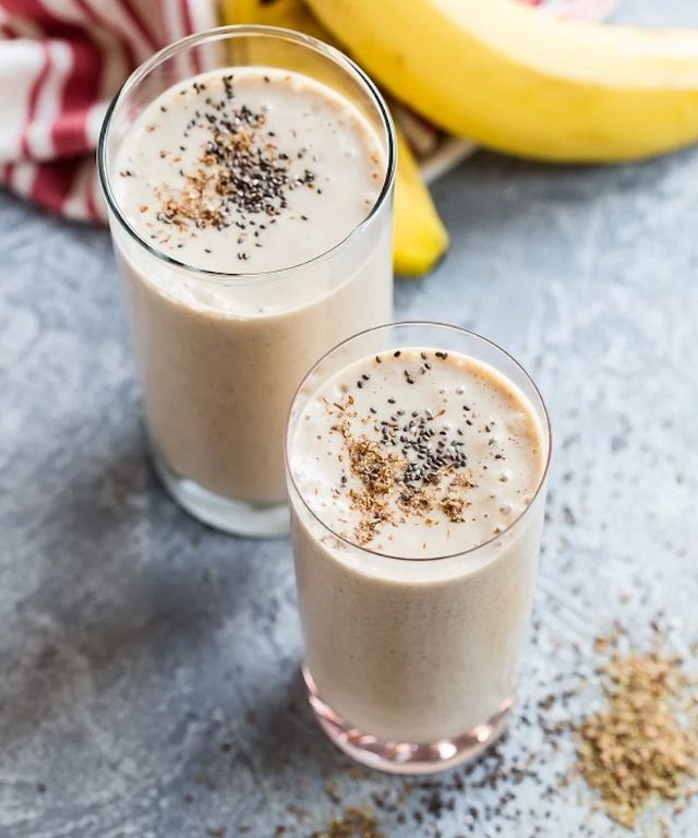 Vanilla Almond Pea Protein Smoothie