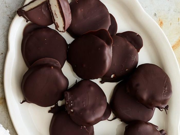 Vanilla Bean Chocolate Peanuts