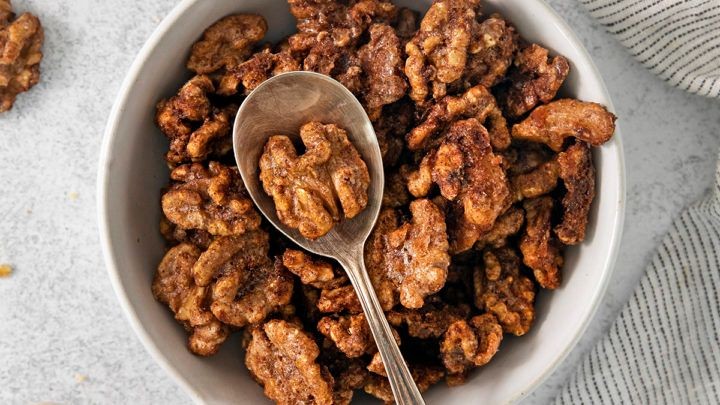 Vanilla Bean Roasted Walnuts