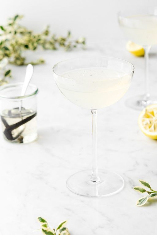 Vanilla Bean Vodka Gimlet