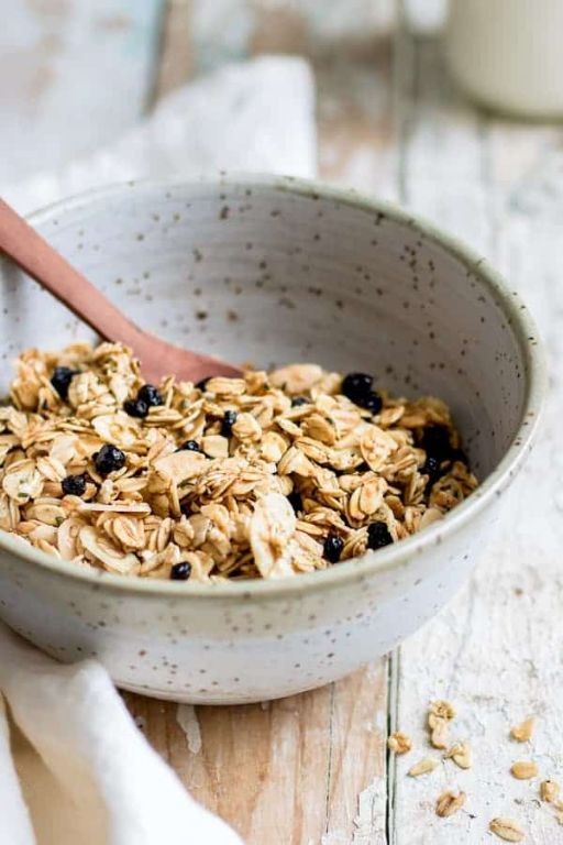 Vanilla Bean and Blueberry Granola