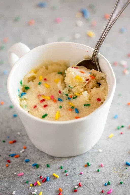 Vanilla Mug Cake in Minutes