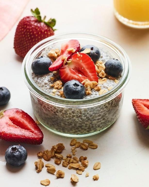 Vanilla stevia chia pudding