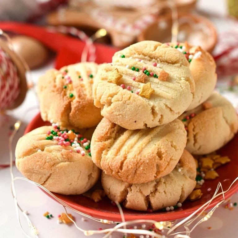 Vegan Almond Shortbread Cookies