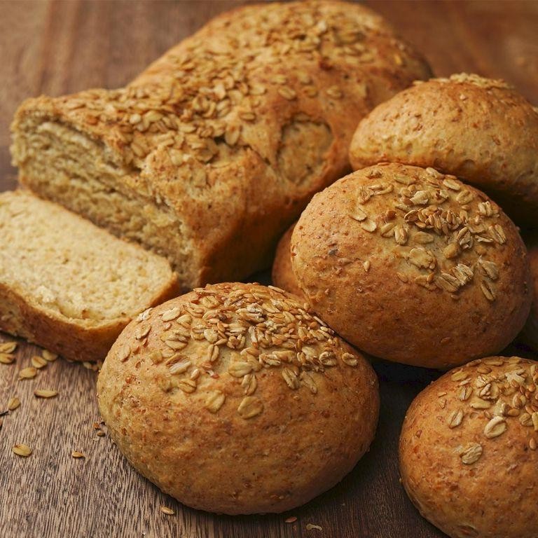Vegan Oatmeal Bread with Flaxseeds