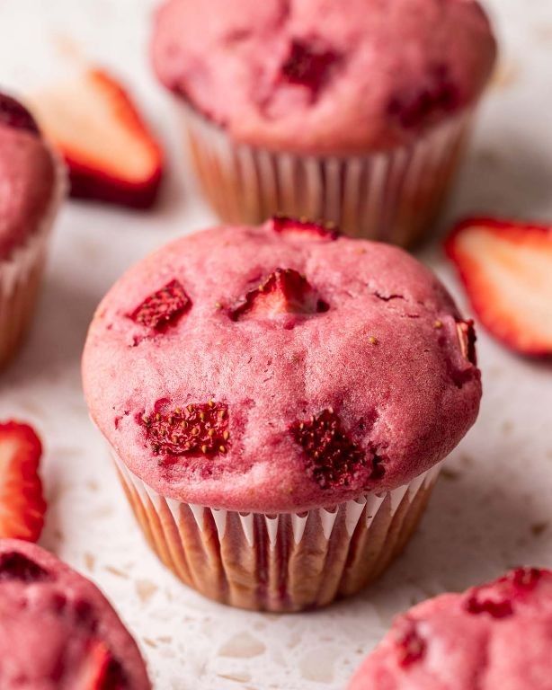 Vegan Strawberry Muffins