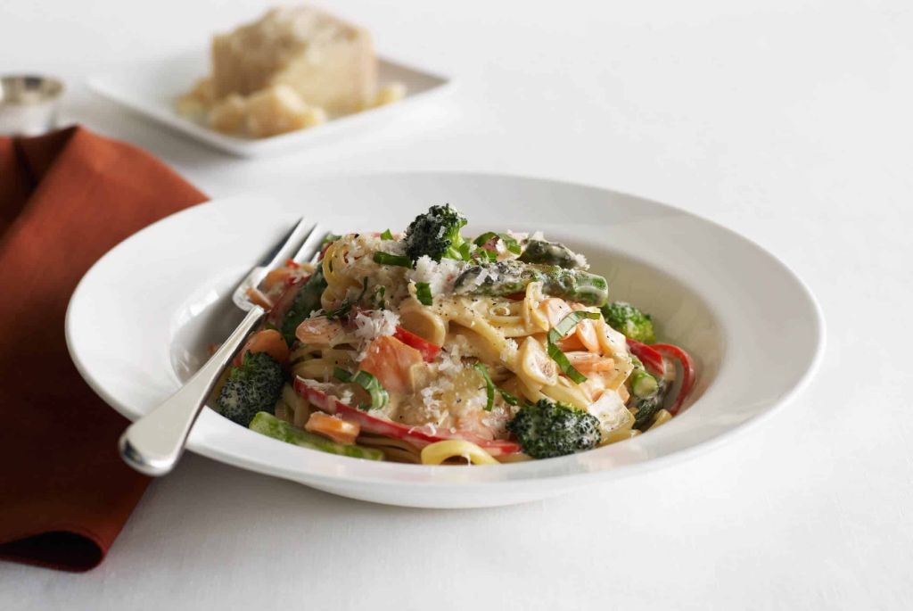 18 Creamy Bertolli Alfredo Sauce Recipes Perfect for Dinner