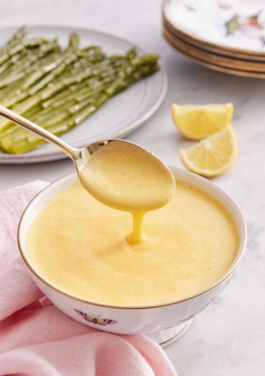 Velvety Hollandaise Sauce