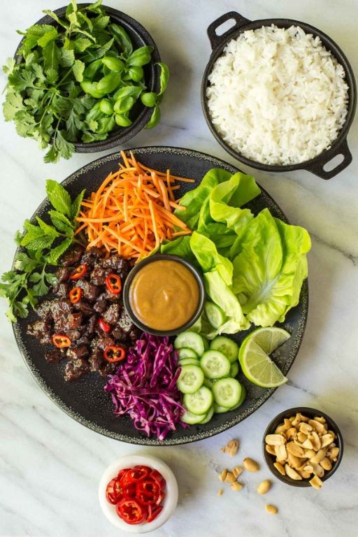 Vietnamese Caramelized Pork Lettuce Wraps