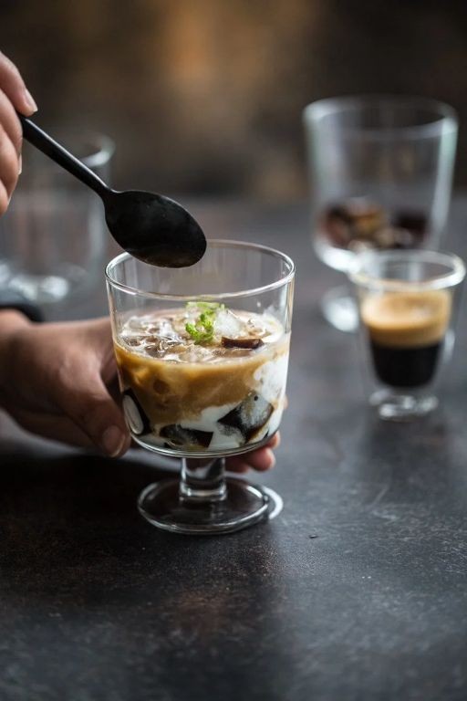 Vietnamese Coffee Jelly with Condensed Milk