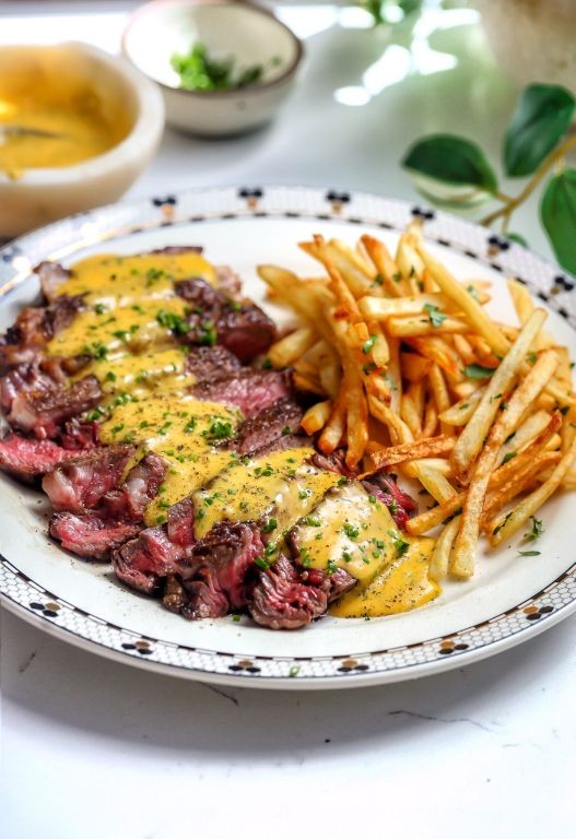 Wagyu Steak Frites with Béarnaise Sauce