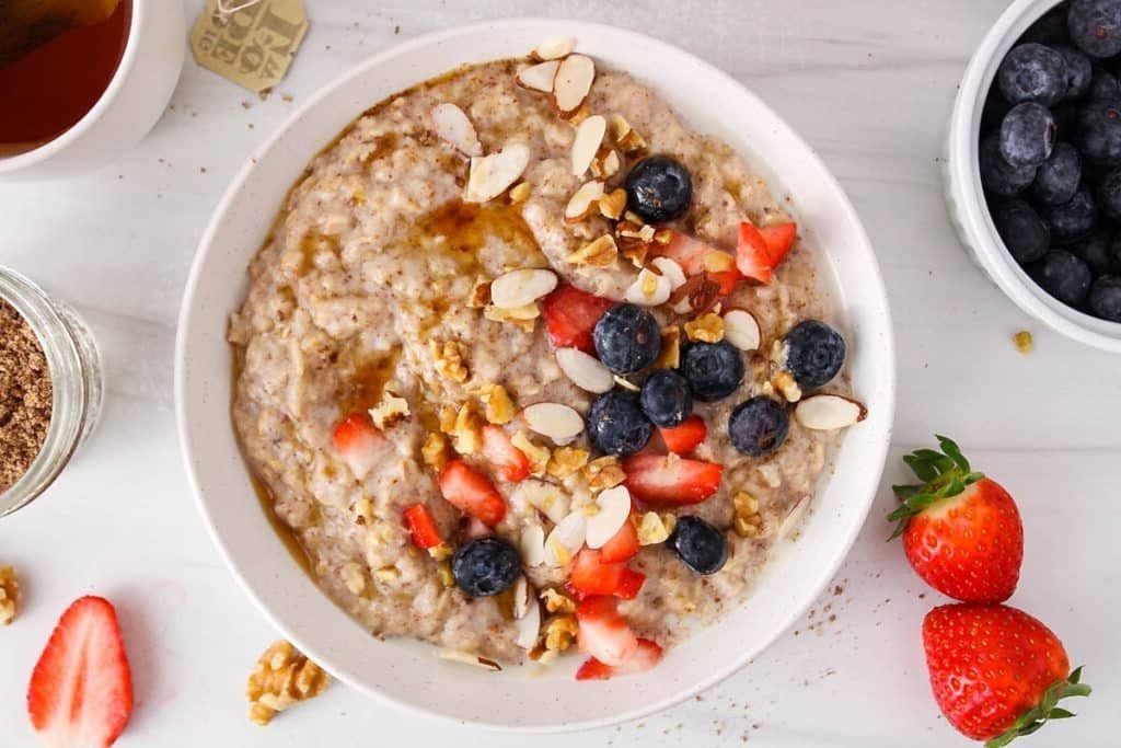 Walnut and Flaxseed Oatmeal