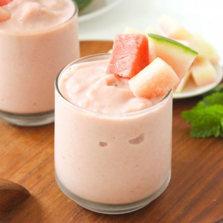 Watermelon Rind Smoothie with Ginger