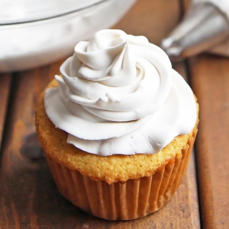Whipped Vanilla Coconut Milk Frosting