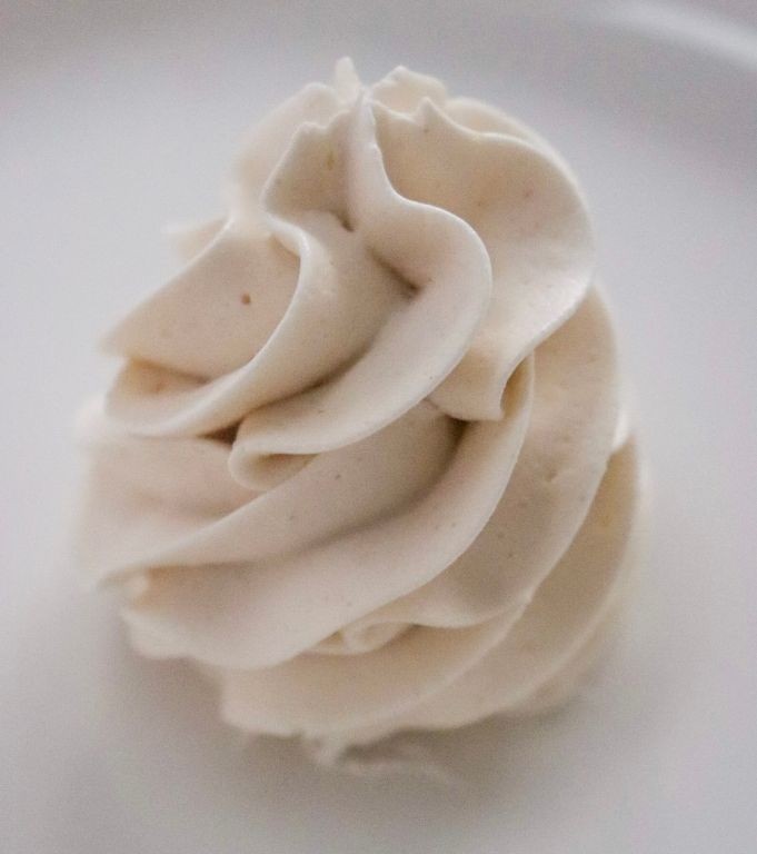 Whipped Vanilla Ermine Frosting